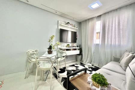 Apartamento à venda com 40m², 2 quartos e sem vaga Apartamento à venda com 40m², 2 quartos e sem vagaSala