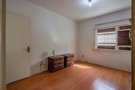 Casa à venda com 380m², 3 quartos e 6 vagas