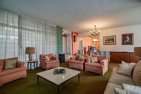 Casa à venda com 380m², 3 quartos e 6 vagas