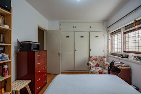 Casa à venda com 380m², 3 quartos e 6 vagas