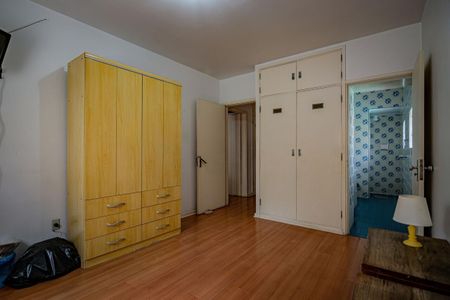 Casa à venda com 380m², 3 quartos e 6 vagas