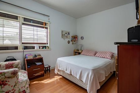 Casa à venda com 380m², 3 quartos e 6 vagas