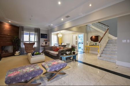 Sala de apartamento à venda com 4 quartos, 237m² em Paraíso do Morumbi, São Paulo