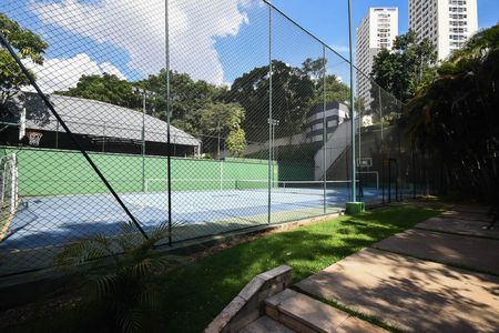 Apartamento à venda com 237m², 4 quartos e 4 vagasQuadra