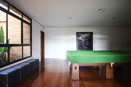 Apartamento à venda com 237m², 4 quartos e 4 vagasÁrea comum