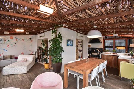 Varanda de apartamento à venda com 4 quartos, 237m² em Paraíso do Morumbi, São Paulo