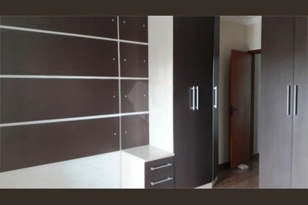 Casa à venda com 165m², 3 quartos e 3 vagas