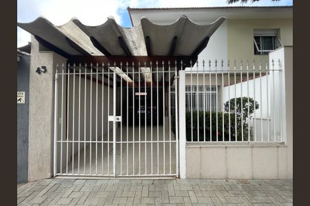 Casa à venda com 200m², 3 quartos e 2 vagasFachada