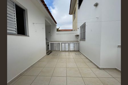 Casa à venda com 200m², 3 quartos e 2 vagasQuintal