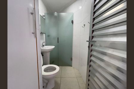 Casa à venda com 200m², 3 quartos e 2 vagasBanheiro Social 3