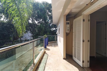 Casa para alugar com 520m², 4 quartos e 10 vagasVaranda da Suíte 1