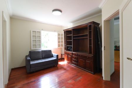 Casa para alugar com 520m², 4 quartos e 10 vagasSuíte 2