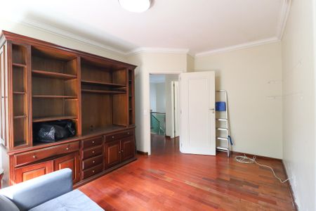 Casa para alugar com 520m², 4 quartos e 10 vagasSuíte 2