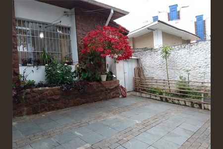 Casa à venda com 150m², 2 quartos e 3 vagas