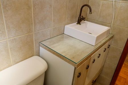 Apartamento para alugar com 70m², 3 quartos e 1 vaga Apartamento para alugar com 70m², 3 quartos e 1 vagaBanheiro
