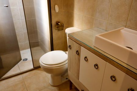 Apartamento para alugar com 70m², 3 quartos e 1 vaga Apartamento para alugar com 70m², 3 quartos e 1 vagaBanheiro
