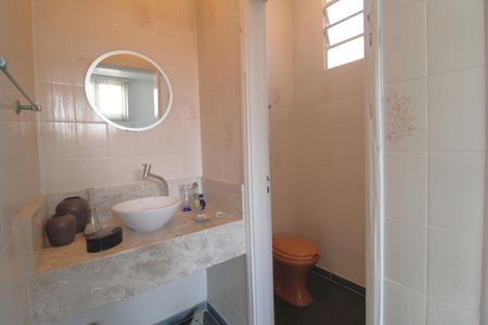 Casa à venda com 220m², 3 quartos e 2 vagasBanheiro Área Gourmet