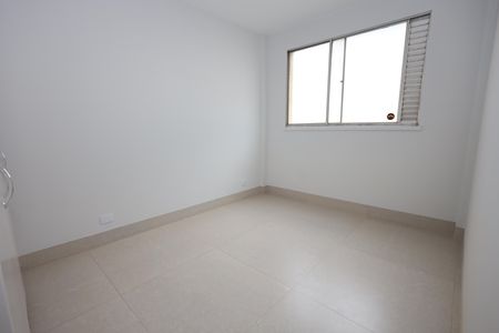 Apartamento para alugar com 60m², 2 quartos e 1 vagaQuarto 1