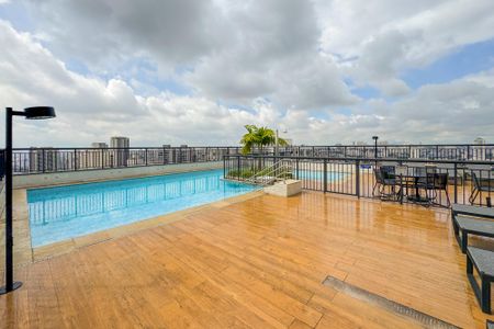 Studio para alugar com 28m², 1 quarto e sem vaga Studio para alugar com 28m², 1 quarto e sem vagaPiscina