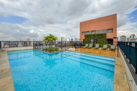 Studio para alugar com 28m², 1 quarto e sem vaga Studio para alugar com 28m², 1 quarto e sem vagaPiscina
