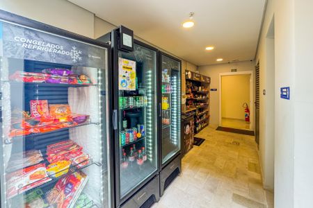 Studio para alugar com 28m², 1 quarto e sem vaga Studio para alugar com 28m², 1 quarto e sem vagaMercado 24 Horas