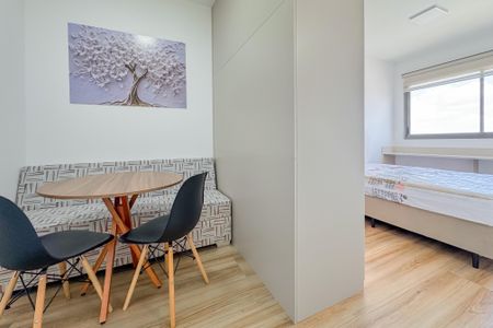 Studio para alugar com 28m², 1 quarto e sem vaga Studio para alugar com 28m², 1 quarto e sem vagaStudio
