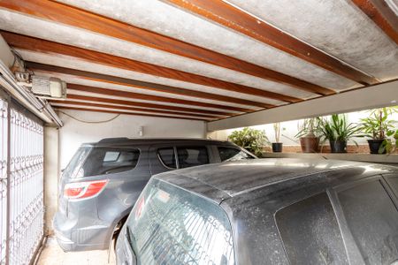 Casa à venda com 140m², 3 quartos e 2 vagasGaragem