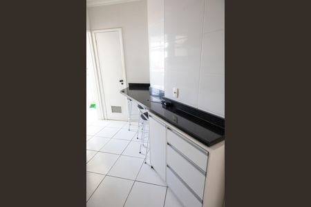 Apartamento à venda com 72m², 3 quartos e 1 vaga Apartamento à venda com 72m², 3 quartos e 1 vagaCozinha