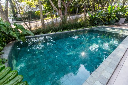 Casa à venda com 537m², 5 quartos e 4 vagas Casa à venda com 537m², 5 quartos e 4 vagasPiscina