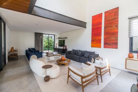 Casa à venda com 537m², 5 quartos e 4 vagas Casa à venda com 537m², 5 quartos e 4 vagasSala