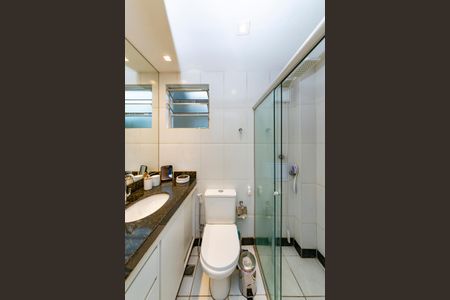 Apartamento à venda com 135m², 3 quartos e 2 vagasBanheiro da Suíte