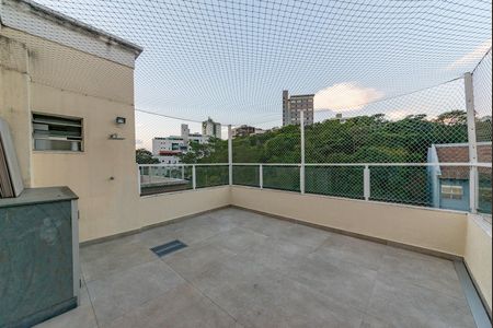 Apartamento à venda com 135m², 3 quartos e 2 vagasVaranda