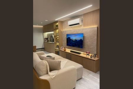 Apartamento à venda com 94m², 2 quartos e 2 vagas Apartamento à venda com 94m², 2 quartos e 2 vagasSala