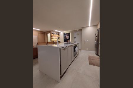 Apartamento à venda com 94m², 2 quartos e 2 vagas Apartamento à venda com 94m², 2 quartos e 2 vagasCozinha