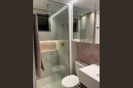 Apartamento à venda com 94m², 2 quartos e 2 vagas Apartamento à venda com 94m², 2 quartos e 2 vagasBanheiro Suíte