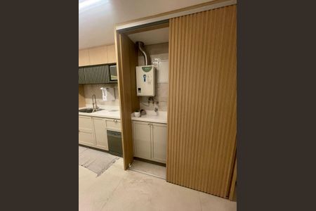 Apartamento à venda com 94m², 2 quartos e 2 vagas Apartamento à venda com 94m², 2 quartos e 2 vagasÁrea de Serviço