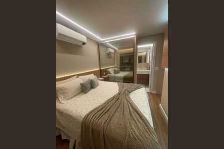 Apartamento à venda com 94m², 2 quartos e 2 vagas Apartamento à venda com 94m², 2 quartos e 2 vagasSuíte