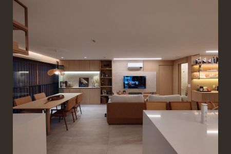 Apartamento à venda com 94m², 2 quartos e 2 vagas Apartamento à venda com 94m², 2 quartos e 2 vagasSala jantar