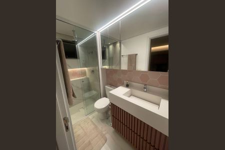 Apartamento à venda com 94m², 2 quartos e 2 vagas Apartamento à venda com 94m², 2 quartos e 2 vagasBanheiro Suíte