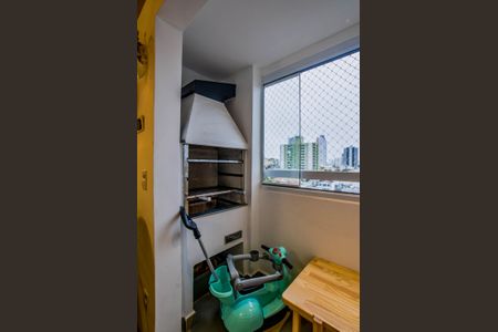 Apartamento à venda com 98m², 3 quartos e 2 vagasChurrasqueira