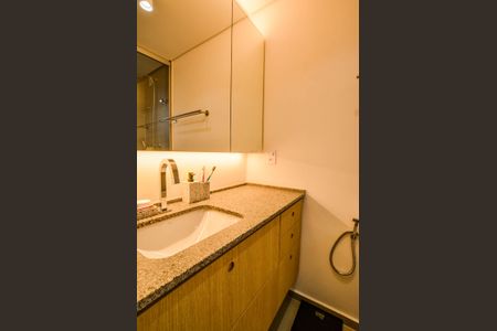 Apartamento à venda com 98m², 3 quartos e 2 vagasBanheiro da Suíte