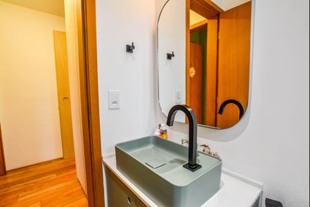 Apartamento à venda com 98m², 3 quartos e 2 vagasBanheiro Social