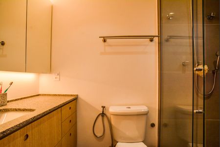 Apartamento à venda com 98m², 3 quartos e 2 vagasBanheiro da Suíte