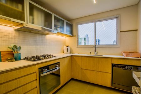 Apartamento à venda com 98m², 3 quartos e 2 vagasCozinha