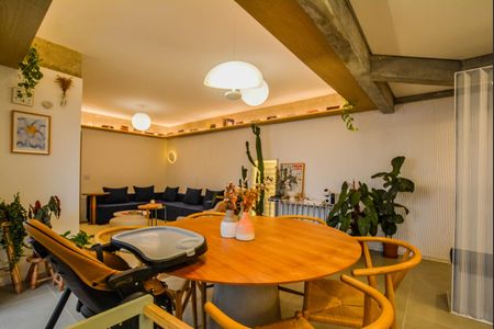 Apartamento à venda com 98m², 3 quartos e 2 vagasCozinha