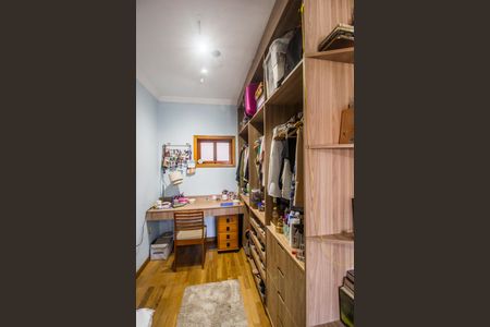 Casa à venda com 500m², 4 quartos e 3 vagasCloset da suíte 3
