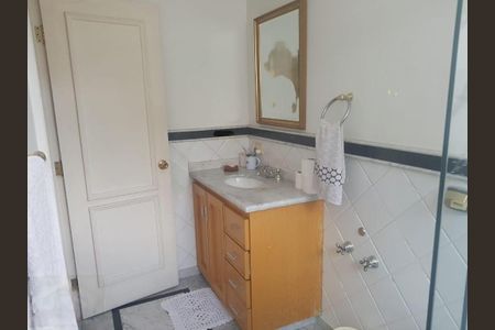 Casa à venda com 460m², 4 quartos e 4 vagas