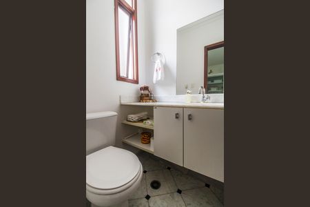 Casa à venda com 558m², 4 quartos e 6 vagasEscritório