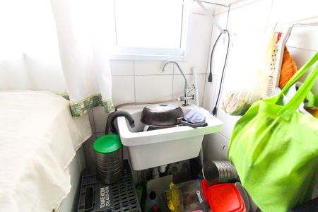 Apartamento à venda com 84m², 2 quartos e sem vaga Apartamento à venda com 84m², 2 quartos e sem vagaCozinha e Área de Serviço