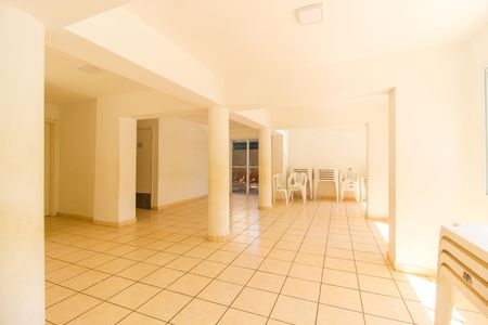 Apartamento à venda com 84m², 2 quartos e sem vaga Apartamento à venda com 84m², 2 quartos e sem vagaSalão de festas